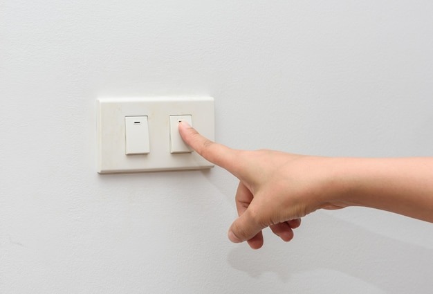 نحوه استفاده از کلید صلیبی